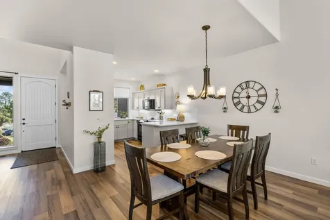 685 Sagebush Circle Redmond OR 97756