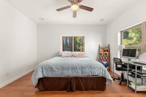 4186 E Evans Creek Road Rogue River OR 97537