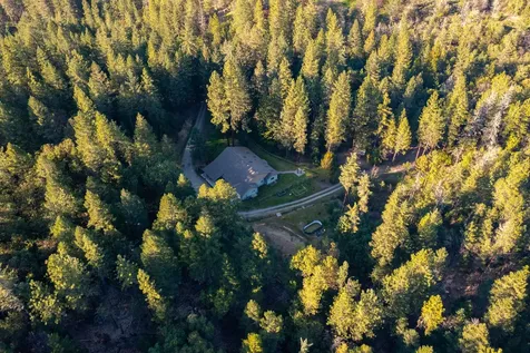 4186 E Evans Creek Road Rogue River OR 97537