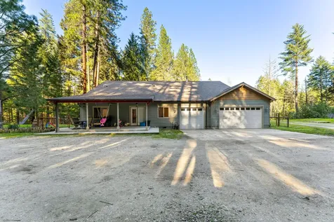 4186 E Evans Creek Road Rogue River OR 97537
