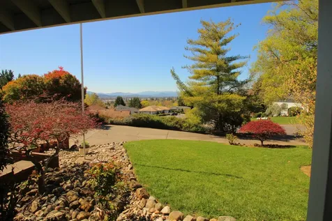 1423 NE Heritage Drive Grants Pass OR 97526