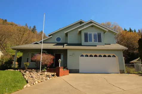 1423 NE Heritage Drive Grants Pass OR 97526