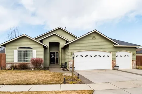 2156 SE Harley Lane Bend OR 97702