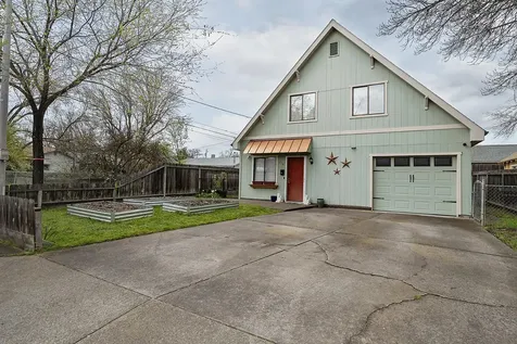 718 Catherine Street Medford OR 97501