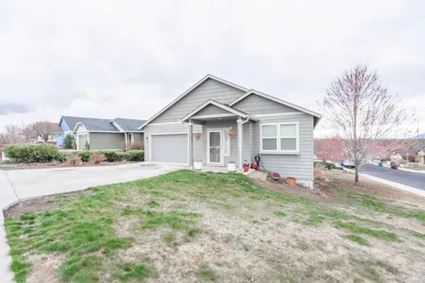 183 SW 33rd Drive Redmond OR 97756