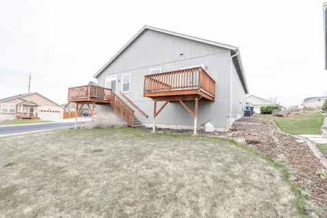 183 SW 33rd Drive Redmond OR 97756