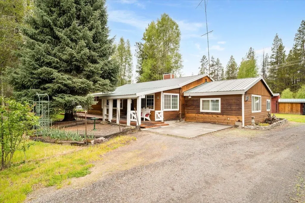 148112 Highway 97 N Gilchrist OR 97737