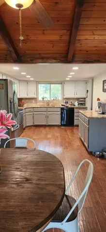 9940 Monument Drive Grants Pass OR 97526