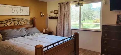 9940 Monument Drive Grants Pass OR 97526