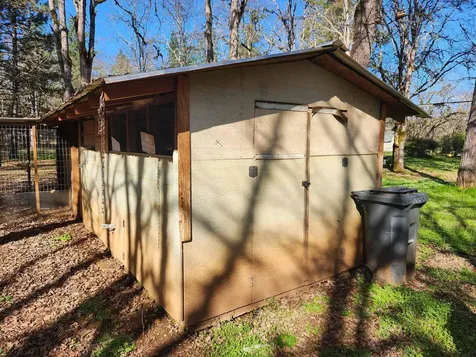 9940 Monument Drive Grants Pass OR 97526
