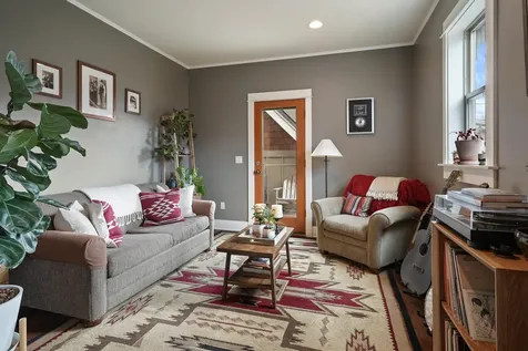 1918 NW 7th Street Bend OR 97703