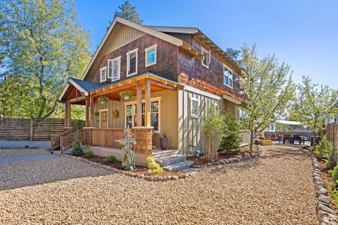 1918 NW 7th Street Bend OR 97703