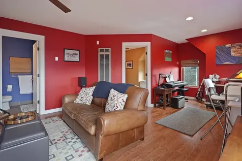 1918 NW 7th Street Bend OR 97703