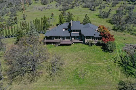 1268 Gardner Way Medford OR 97504