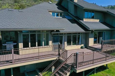 1268 Gardner Way Medford OR 97504