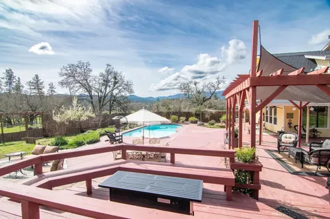281 Oak Ranch Road Grants Pass OR 97526