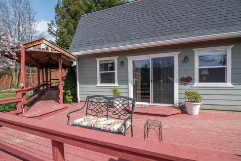 281 Oak Ranch Road Grants Pass OR 97526