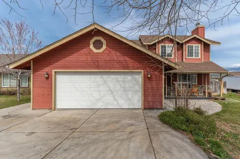 1955 NW Ivy Avenue Redmond OR 97756