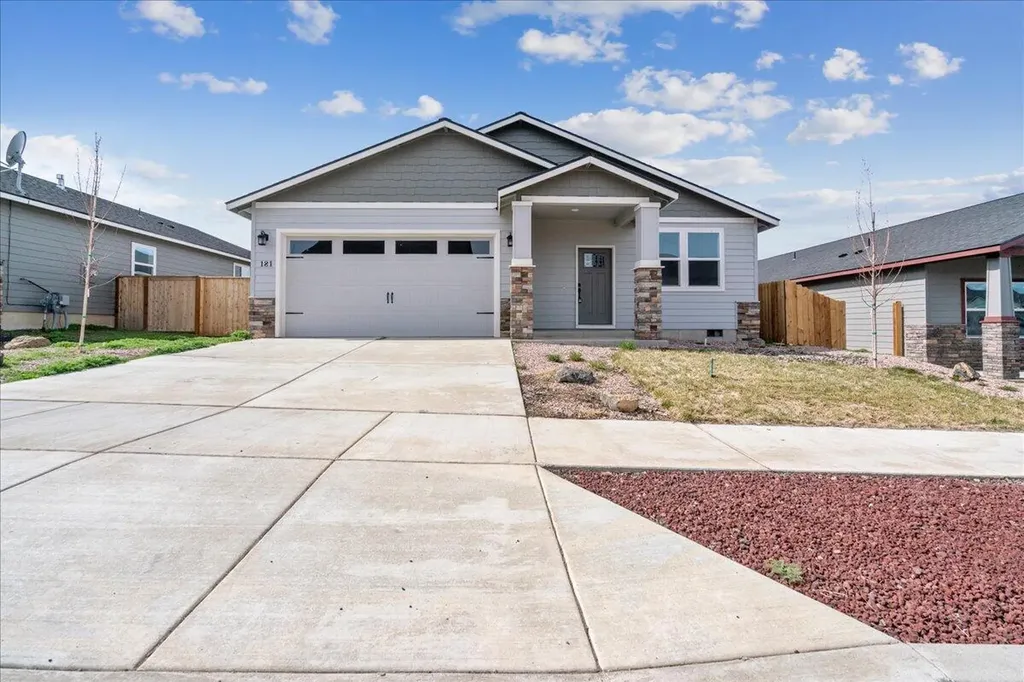 181 NW 31st Street Redmond OR 97756
