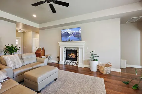 1363 Nebraska Drive Medford OR 97504