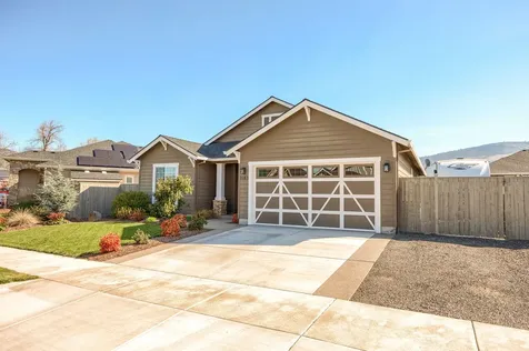 1363 Nebraska Drive Medford OR 97504