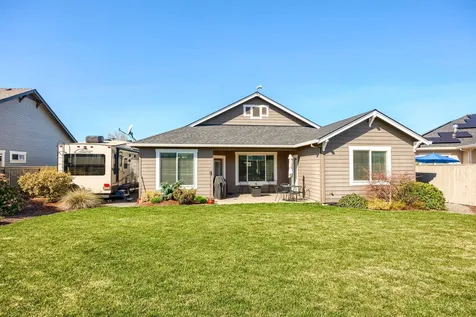 1363 Nebraska Drive Medford OR 97504