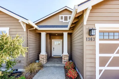 1363 Nebraska Drive Medford OR 97504