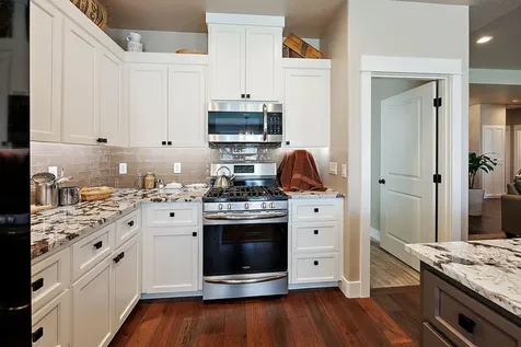 1363 Nebraska Drive Medford OR 97504