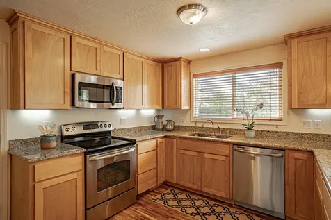 2730 Juanita Avenue Medford OR 97504