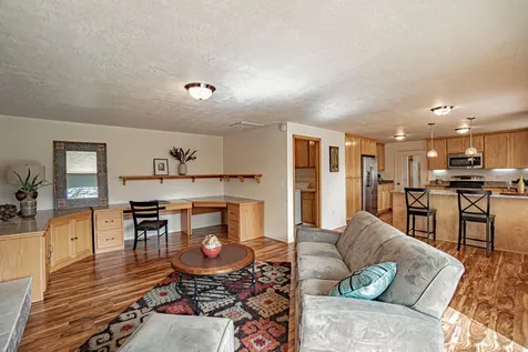 2730 Juanita Avenue Medford OR 97504