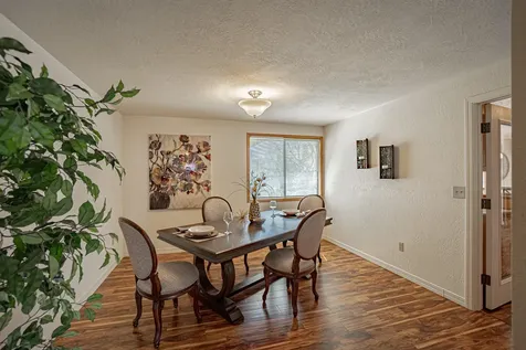 2730 Juanita Avenue Medford OR 97504