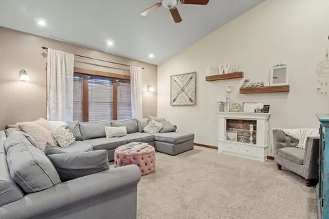 1620 Monarch Lane Medford OR 97504
