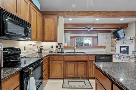 1620 Monarch Lane Medford OR 97504