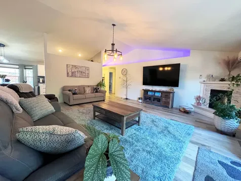 2361 NW 19th Street Redmond OR 97756