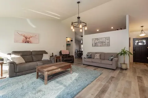 2361 NW 19th Street Redmond OR 97756