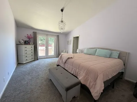 2361 NW 19th Street Redmond OR 97756