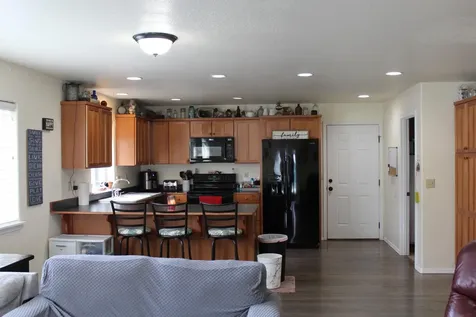 1075 SE Christie Place Grants Pass OR 97526