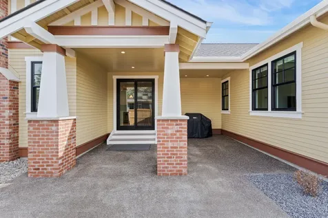 3099 NW Tharp Avenue Bend OR 97703
