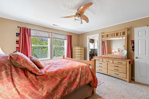 493 Lori Lane Ashland OR 97520