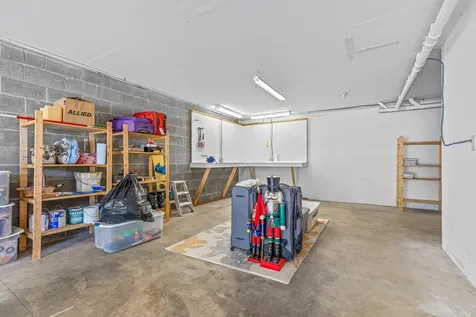 493 Lori Lane Ashland OR 97520