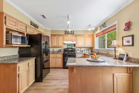 493 Lori Lane Ashland OR 97520
