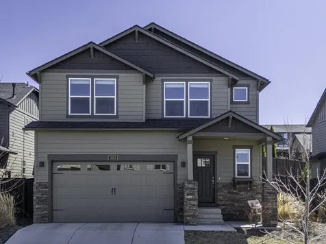 1813 NE Shadowcrest Way Bend OR 97701