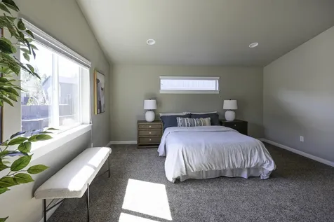 1813 NE Shadowcrest Way Bend OR 97701