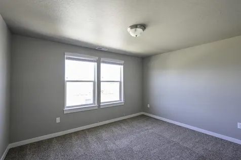 1813 NE Shadowcrest Way Bend OR 97701