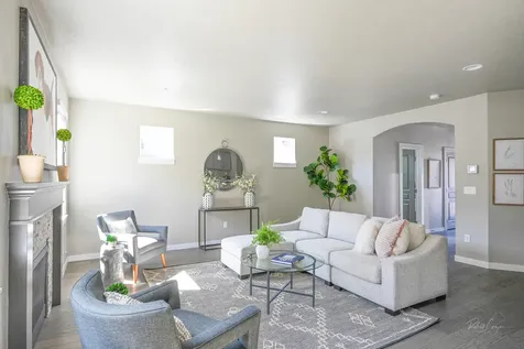 1813 NE Shadowcrest Way Bend OR 97701
