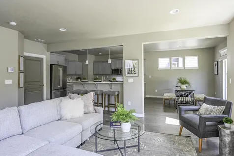 1813 NE Shadowcrest Way Bend OR 97701