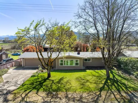 3731 Madrona Lane Medford OR 97501