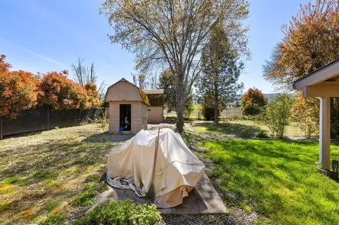 3731 Madrona Lane Medford OR 97501