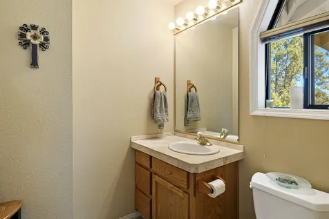 1963 Osprey Drive Redmond OR 97756