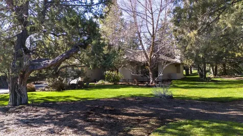 1963 Osprey Drive Redmond OR 97756